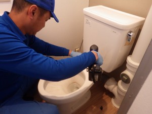 トイレ 便座 交換 工事　神戸市 中央区 トラブラン